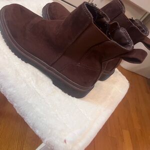 American Eagle Outfitters Brown Ankle Boots